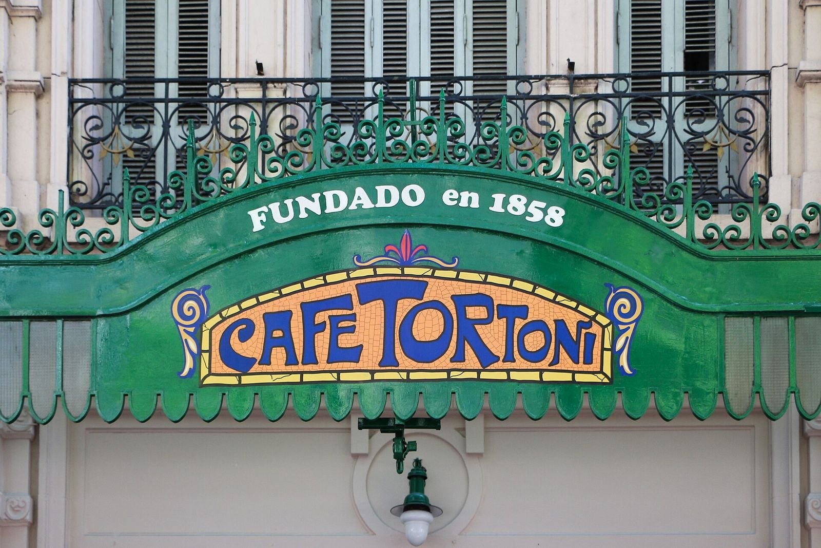 Café Tortoni Buenos Aires: fachada do café na Avenida de Mayo